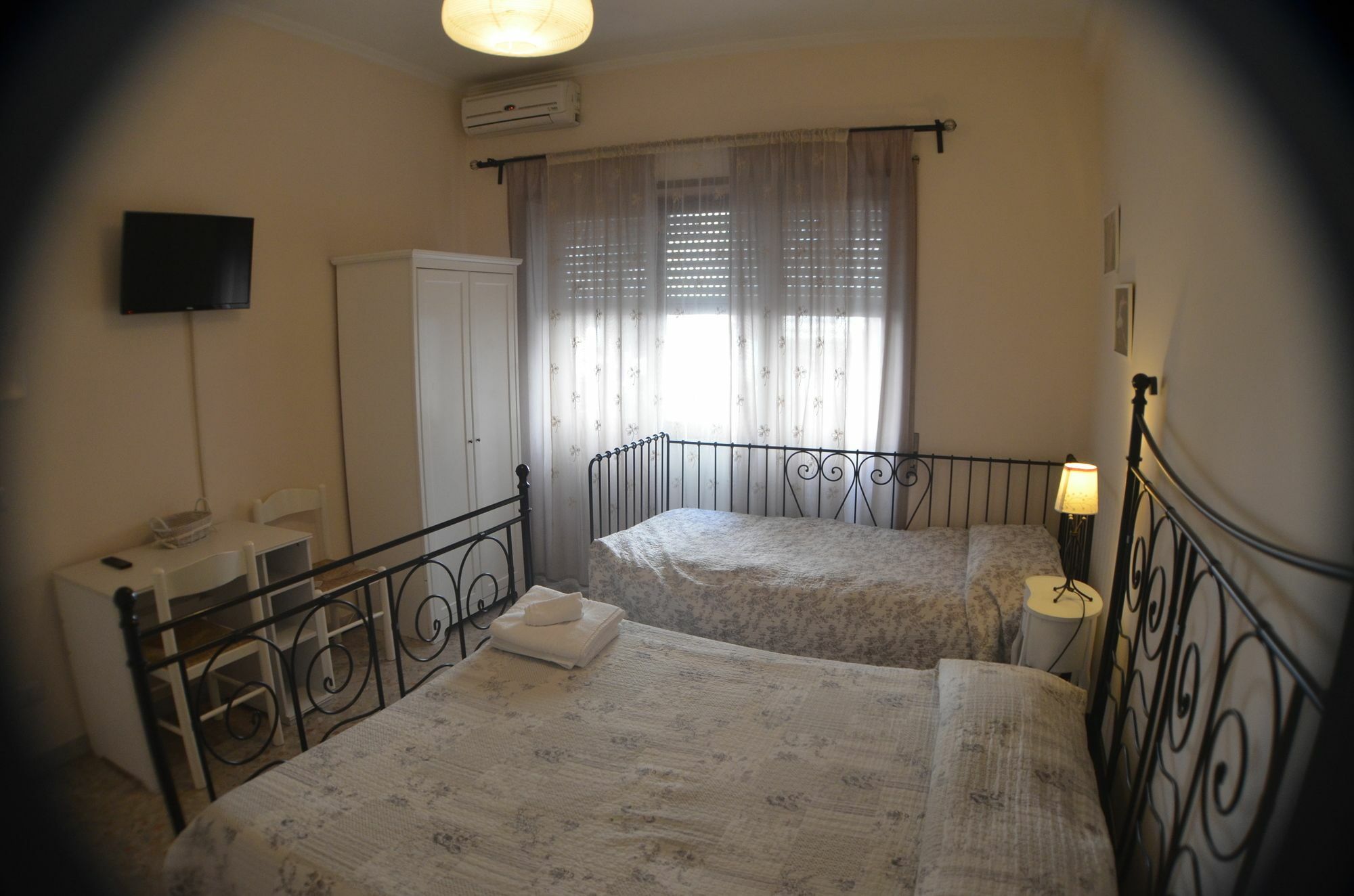 Sergio Tourist Rental Close Tiburtina Station 罗马 外观 照片